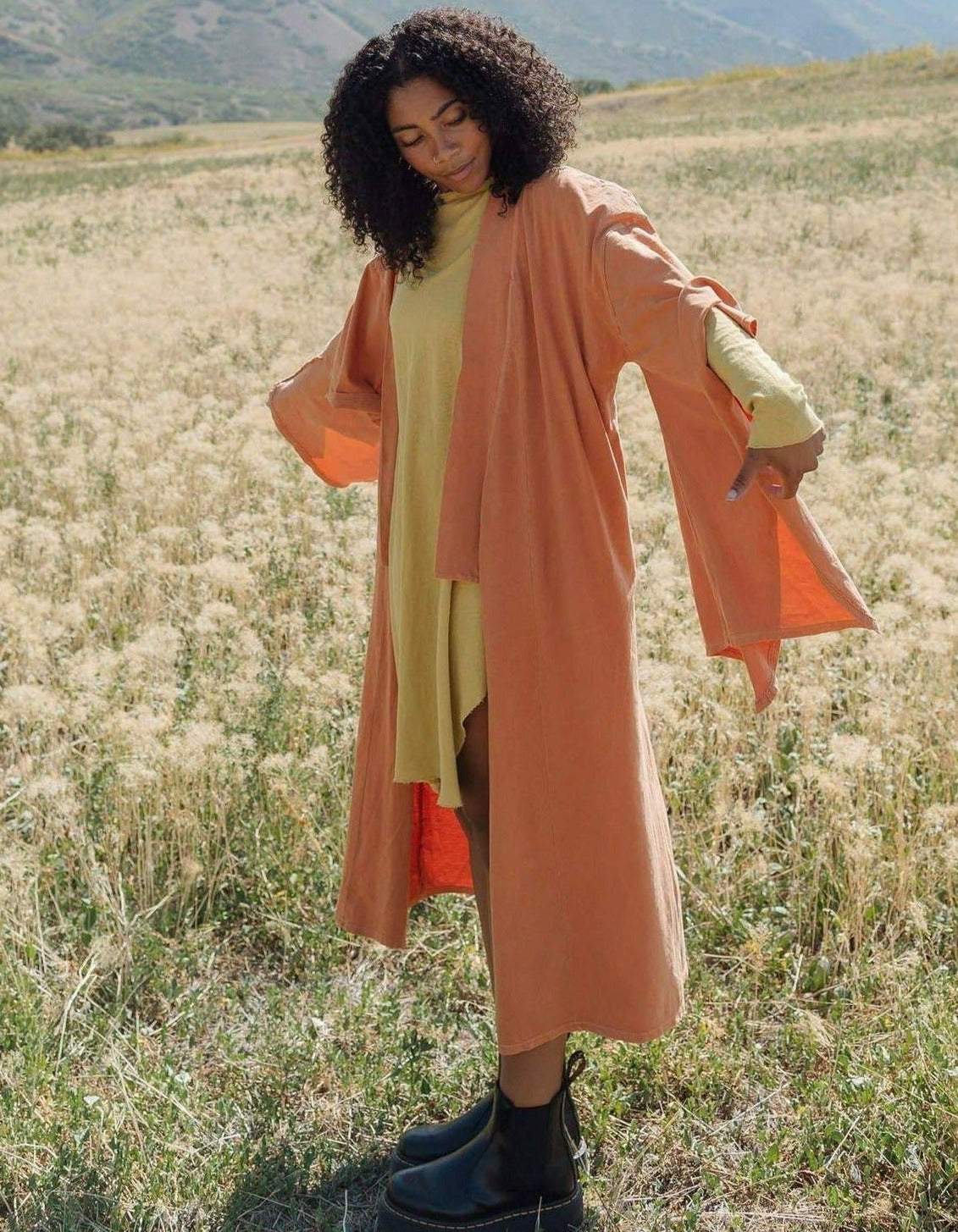 Dawn Robe in Peach-People of Leisure