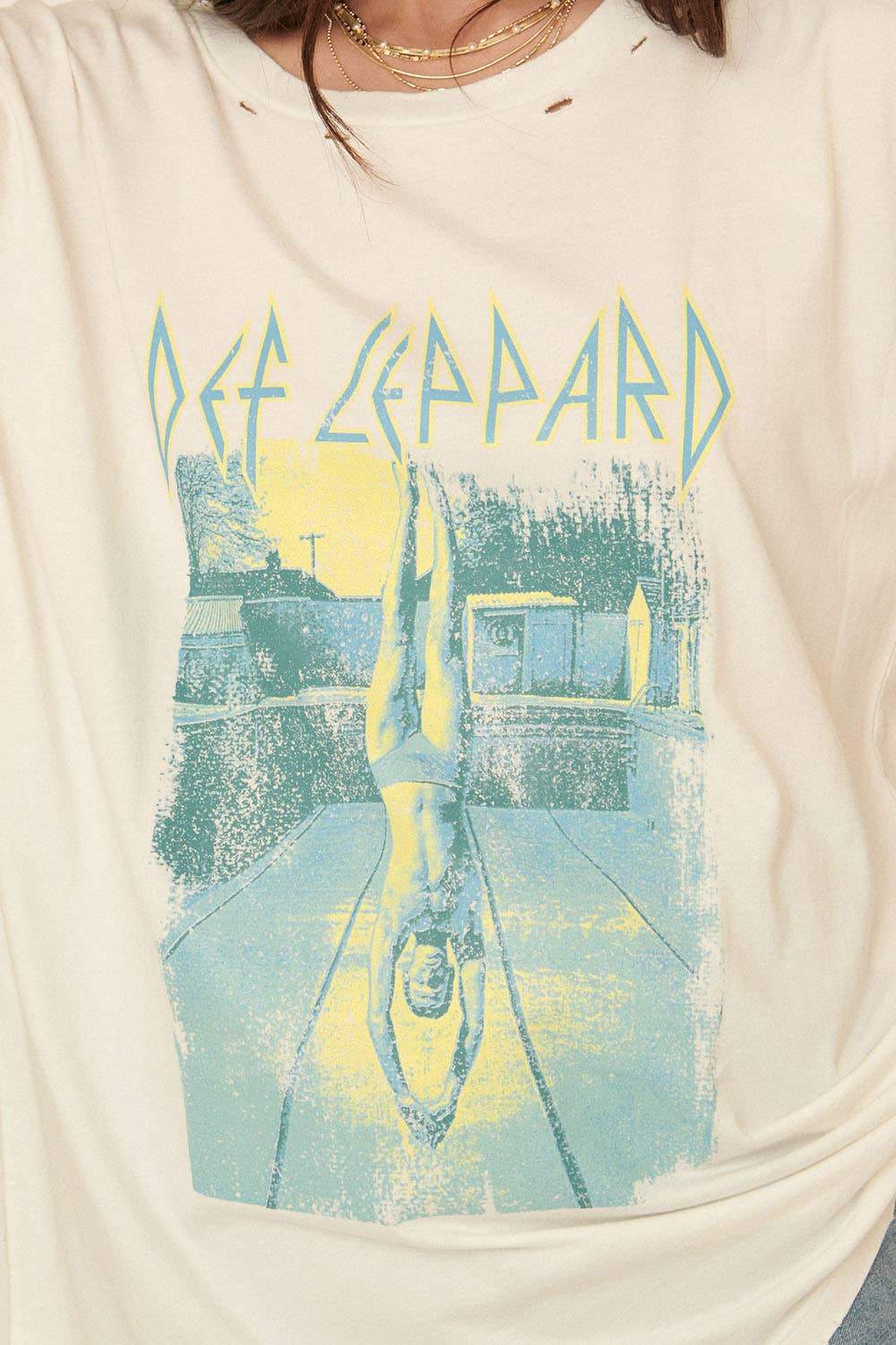 Def Leppard High 'n' Dry Distressed Graphic Tee-Vintage Canvas-Band Tee,Def Leppard,Oversized Tee,Tee,Vintage,White Tee