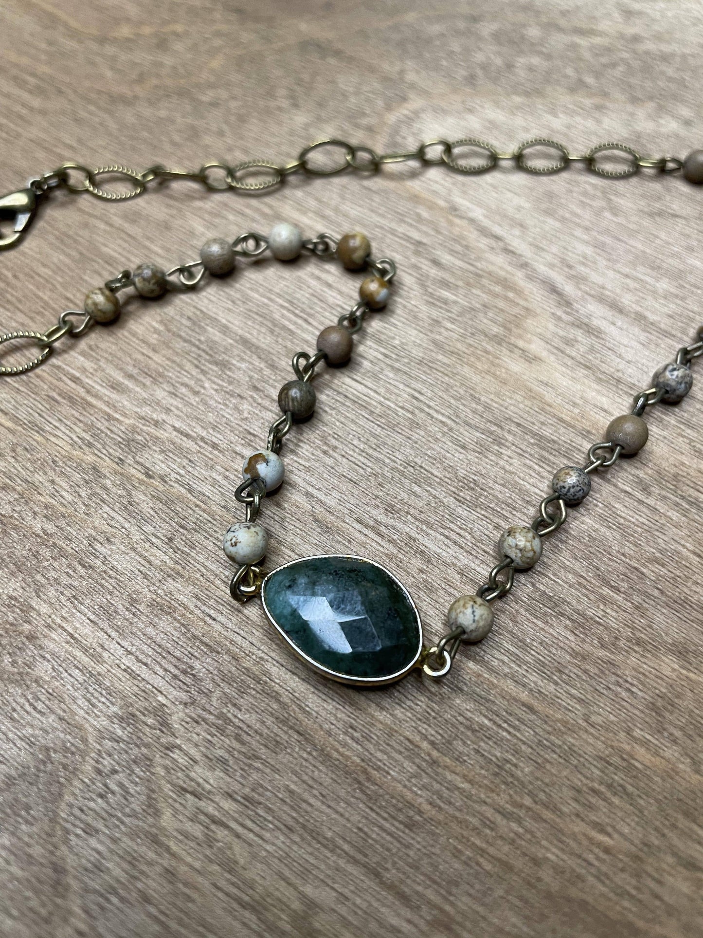 Oval Gem Necklaces-Pronoia