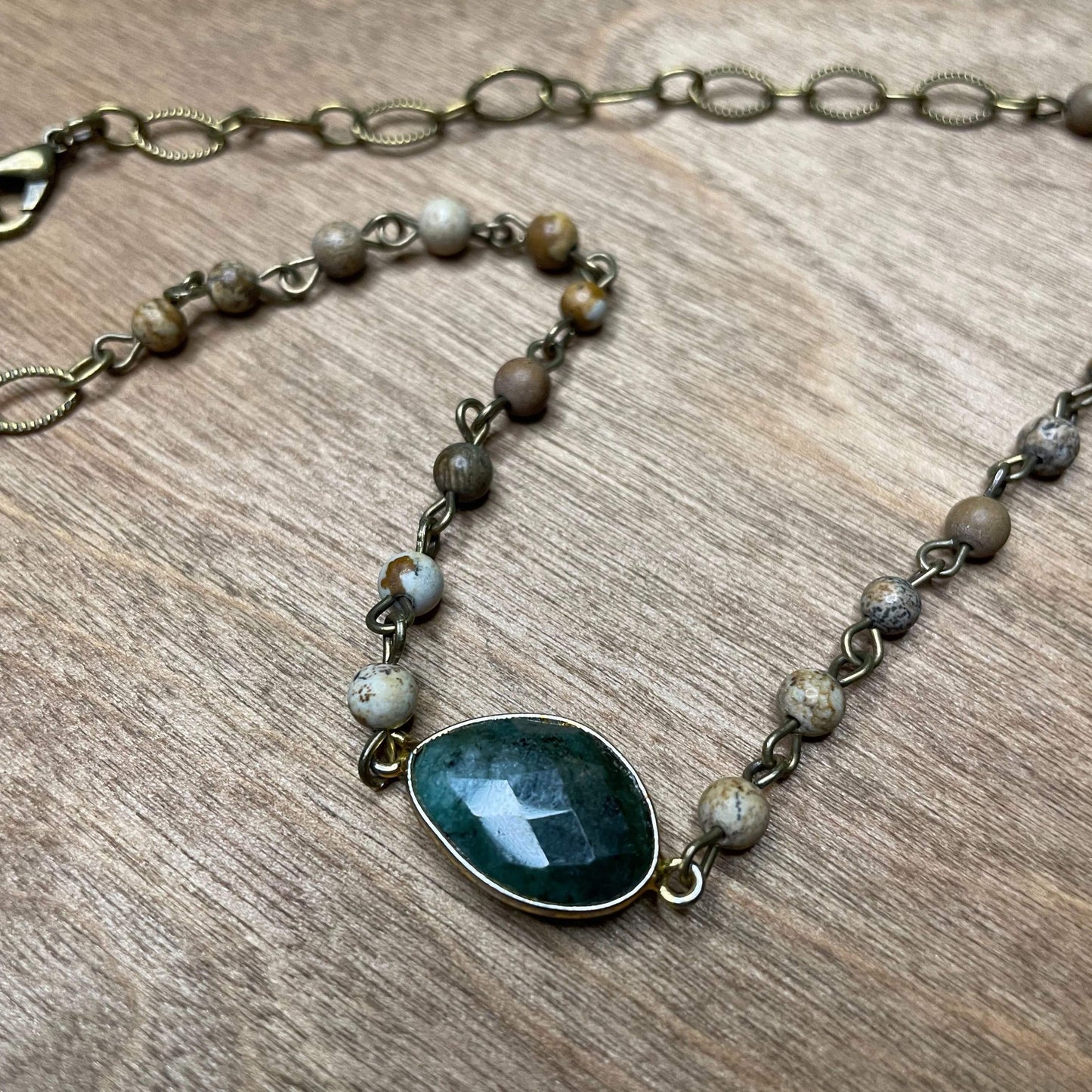 Oval Gem Necklaces-Pronoia